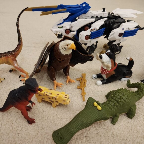 Figures - Picture 1 of 2